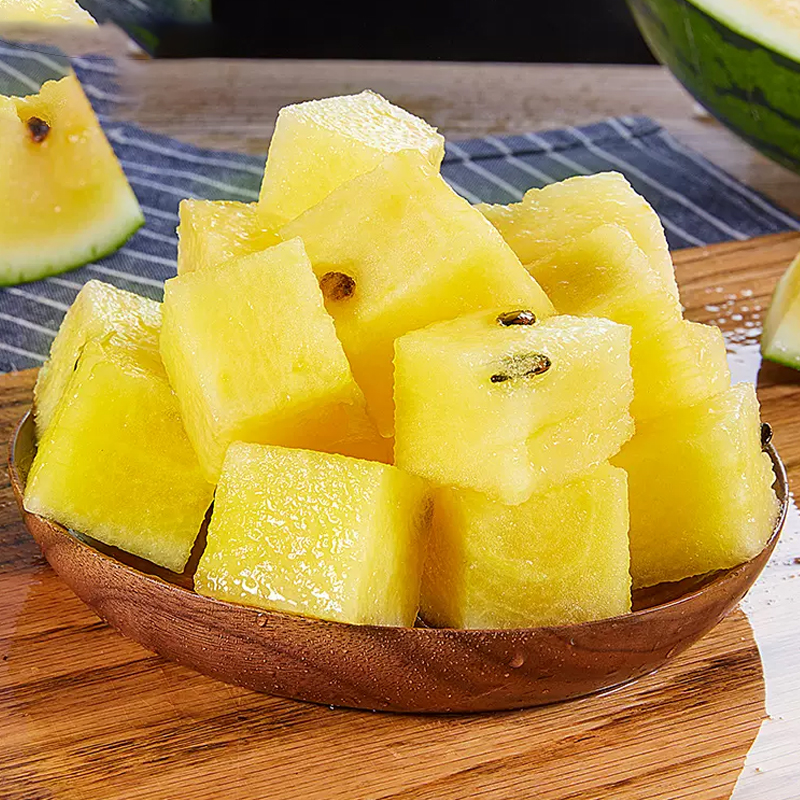 [熊猫鸟]云南新鲜特小凤西瓜 5-6斤 2-3个 新鲜水果 汁多肉甜高清大图