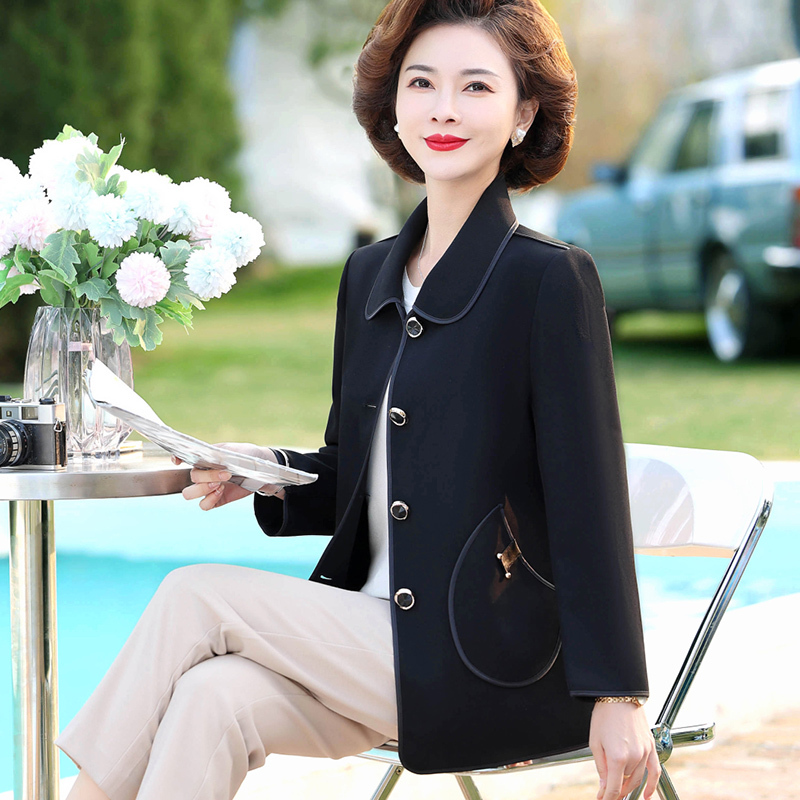 恒源祥时尚妈妈春秋装短款外套女大码中老年风衣外搭衣服洋气上衣