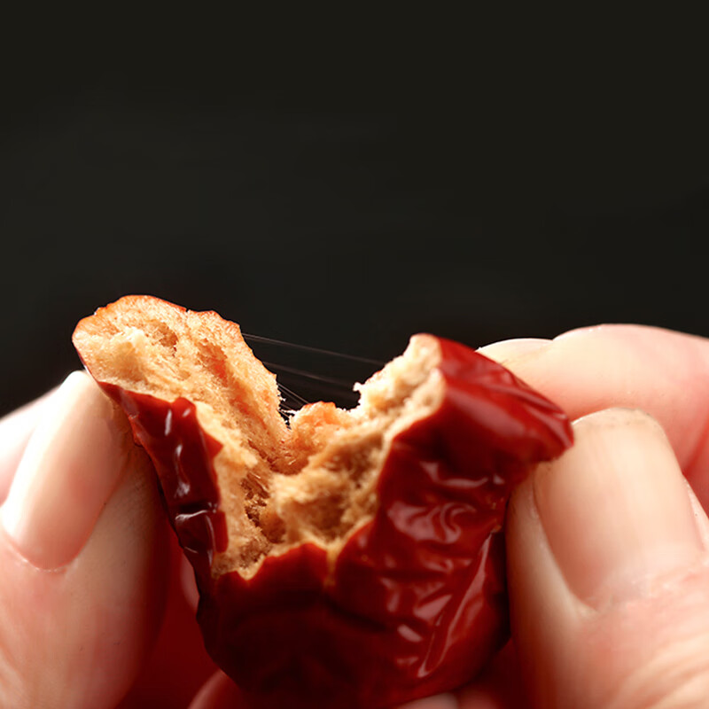 绿帝楼兰枣软糯香甜果皮光滑自然枣香果肉饱满绵密大小均匀450g高清大图