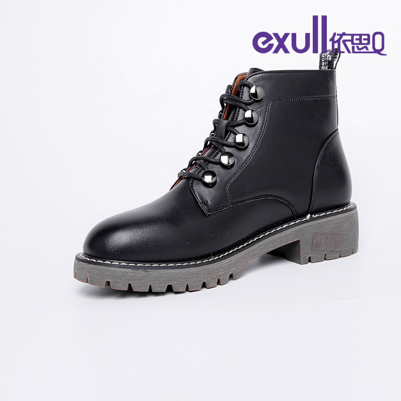 依思q皮面女靴子时尚舒适秋冬季短靴裸靴洋气保暖加绒防风