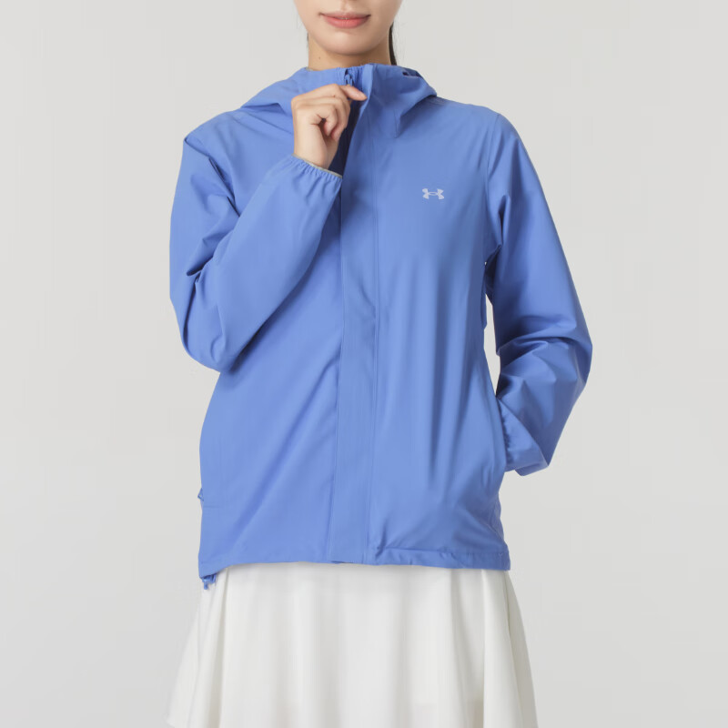 安德玛(UNDERARMOUR)女装 新款运动服户外休闲防风衣连帽梭织夹克外套开衫上衣1376067-495 ZP