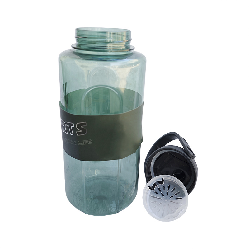兰雅昀 大容量运动水杯 2100ml 个高清大图