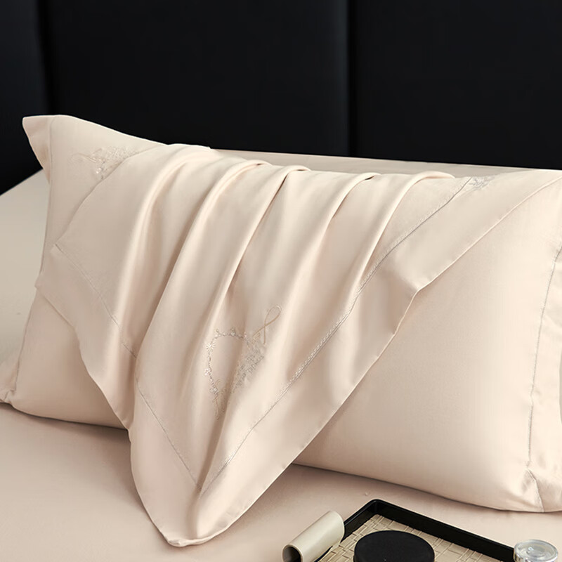 恒源祥床品四件套200*230cm暖阳棉晨曦花园1DB25612(颜色随机)高清大图