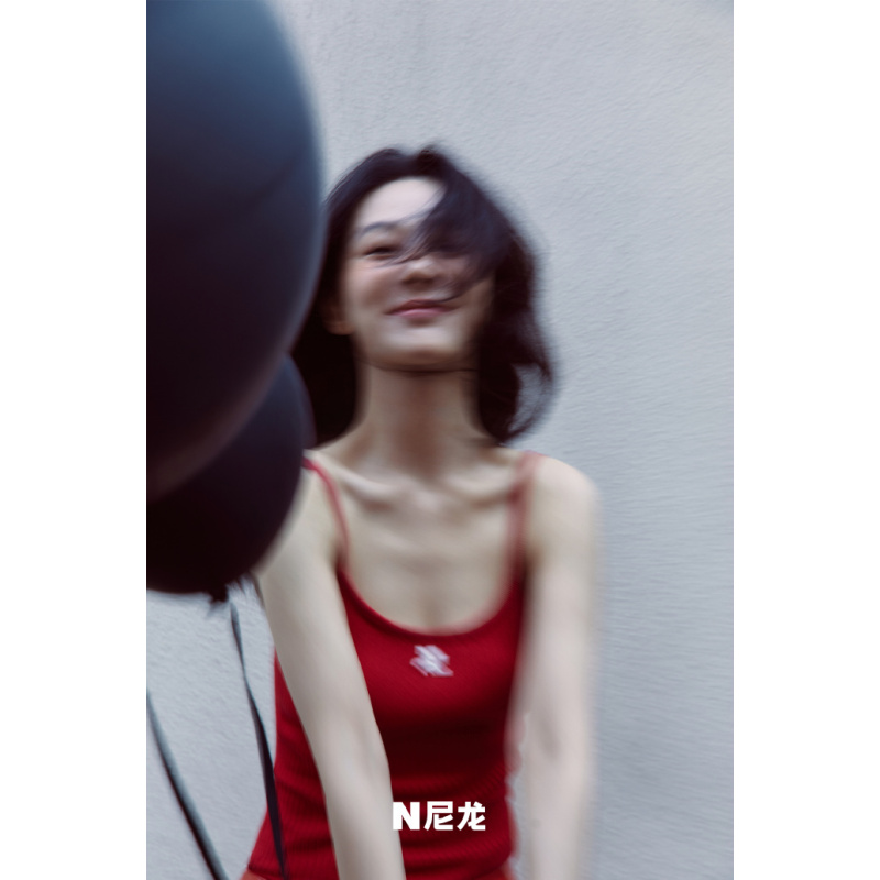 [正版]赠折叠海报1张NYLON尼龙深圳青年杂志 2023年10月10日 封面杨紫 内文 曾舜晞 米卡 吴谨言 孙千李