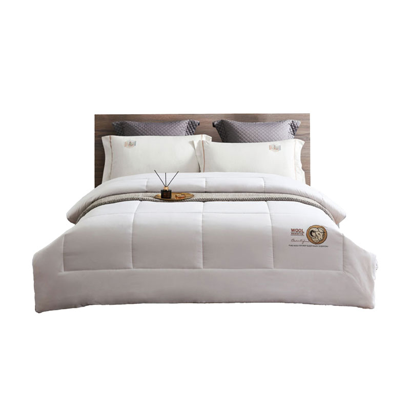 艾逸瑶选 圣玛丽澳洲羊毛四季被 200*230cm JF-24130