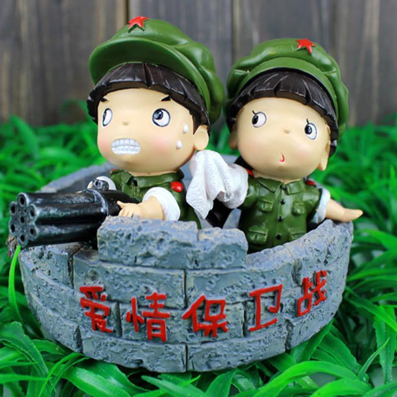 汽车用品车载摆件装饰 可爱红军复古风小情侣 汽车家居摆件 单个装 下单请备注款式