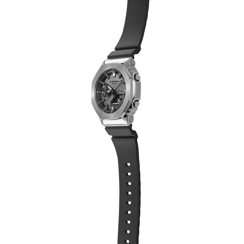 卡西欧(CASIO)GSHOCK男款银色金属表圈黑色表带石英防水耐用运动手表
