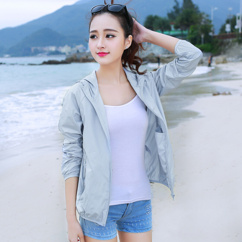 防晒衣女长袖防紫外线服2018春夏季开衫连帽短外套不透明大码