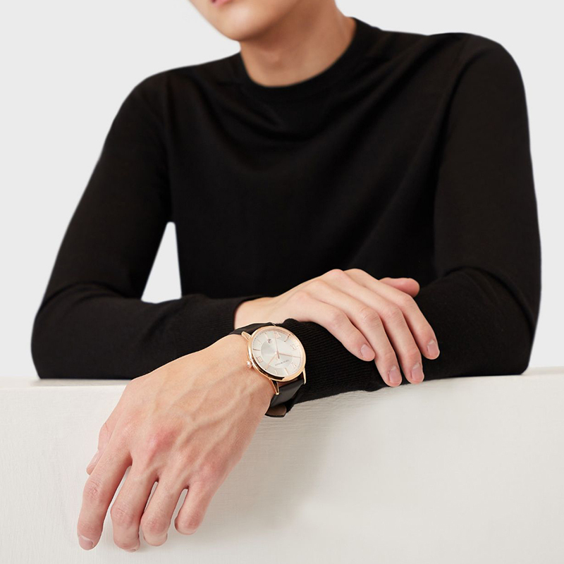 安普里奥·阿玛尼(Emporio Armani)男表 瑞表蓝宝石镜面日期显示男士石英腕表RENATO系列ARS5000