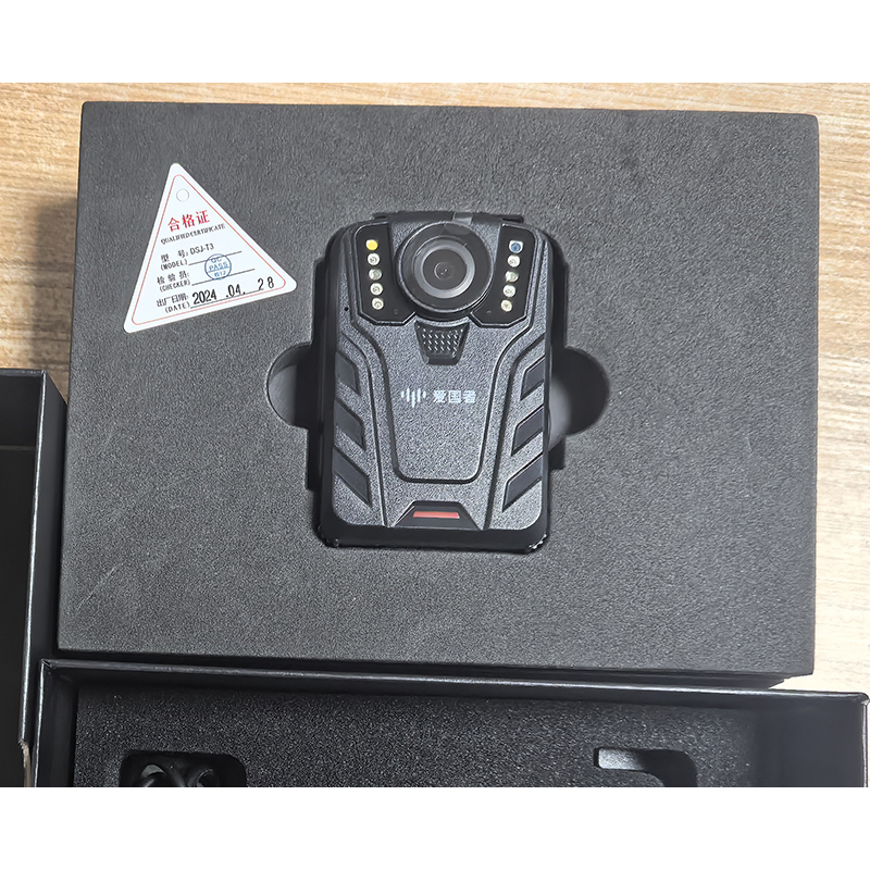 爱国者(aigo) 现场视音频记录仪 DSJ-T3 标配128G 台高清大图