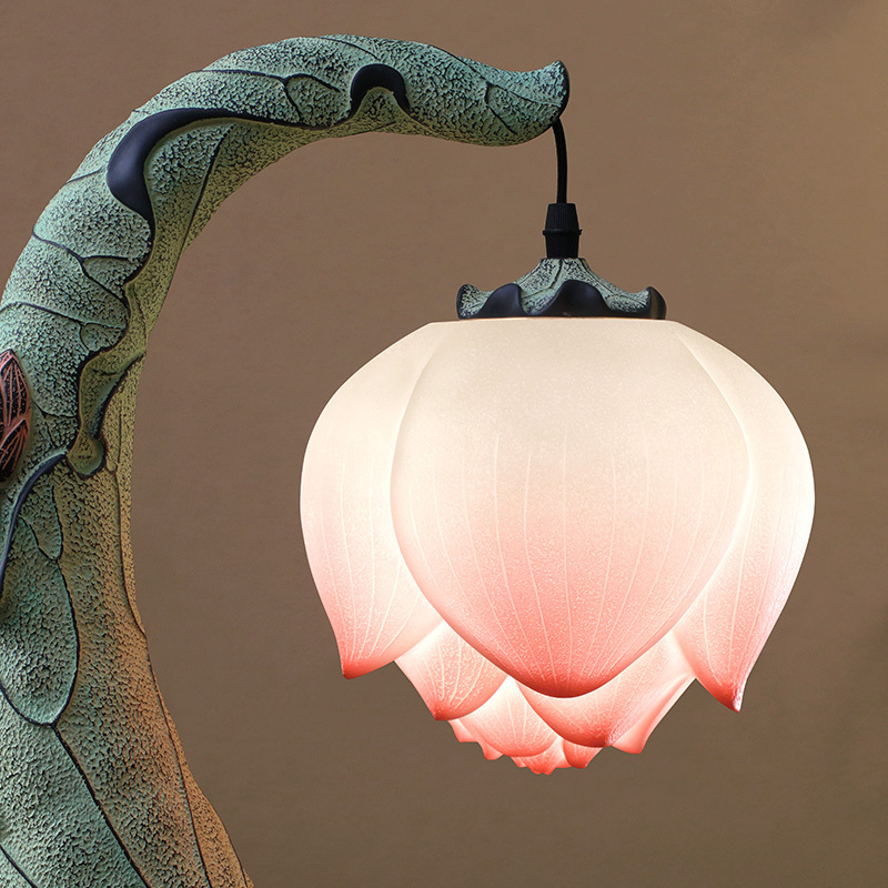 闪电客新中式创意复古灯饰卧室床头客厅装饰桌面田园风暖光艺术荷花