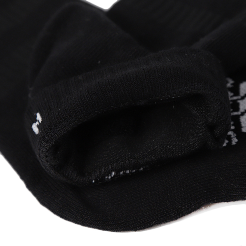 adidas阿迪达斯男女运动风袜子到脚踝三双装