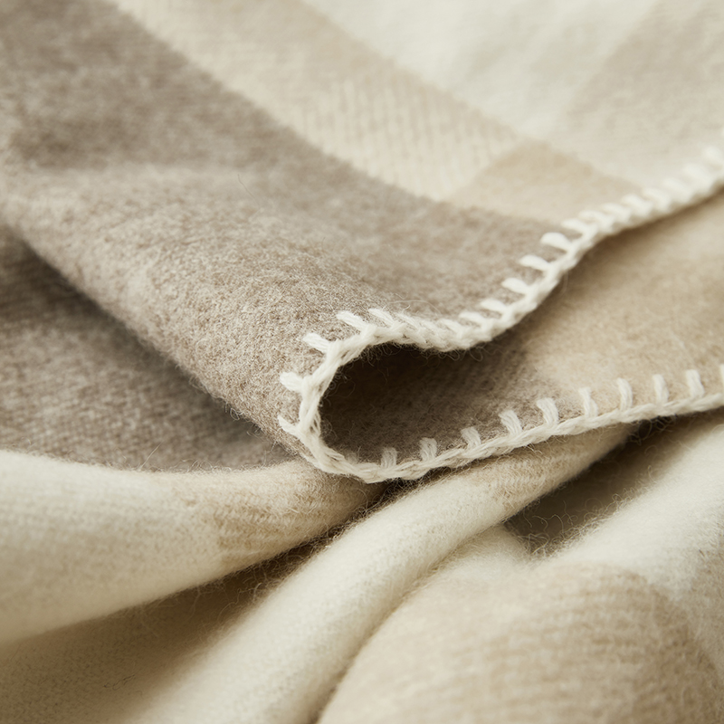 梦洁家纺 多功能羊毛毯:珀绒高清大图