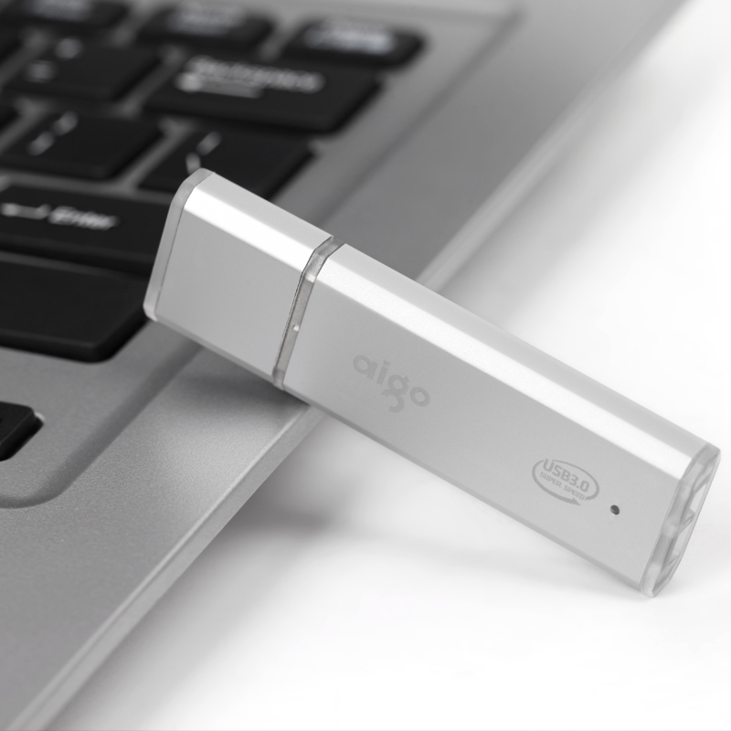 爱国者（aigo）U320优盘 64GB 银色USB3.0 小巧便携闪充金属亮银U盘