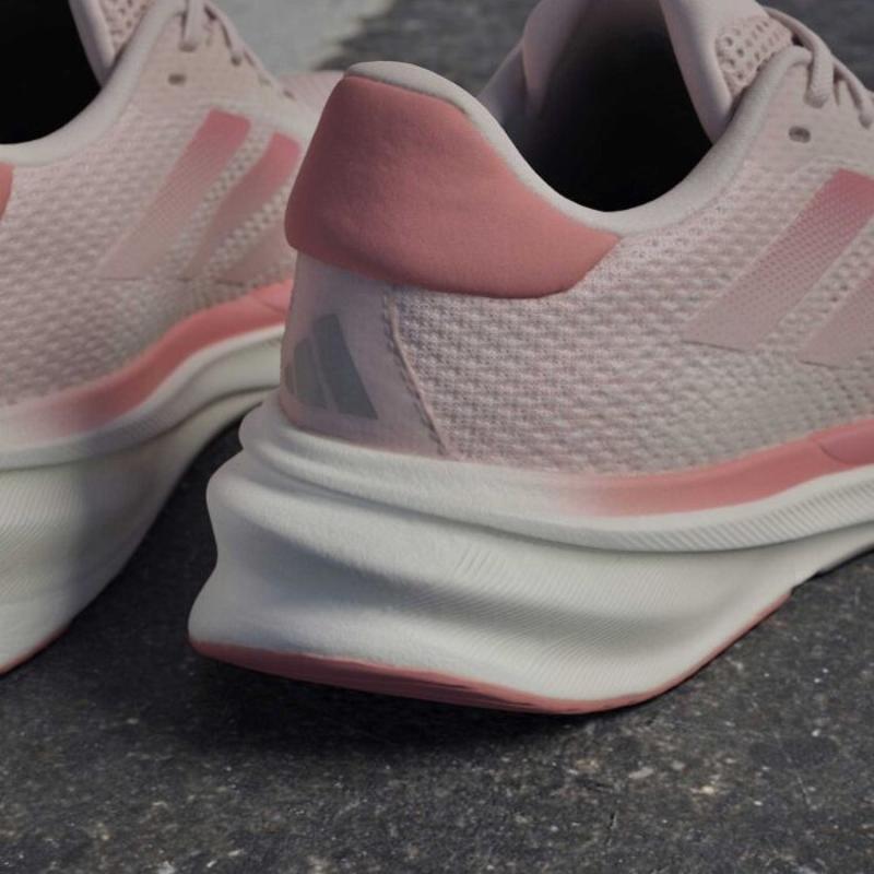 阿迪达斯(adidas)adidas女性跑鞋透气舒适缓震跑步训练鞋平稳回弹