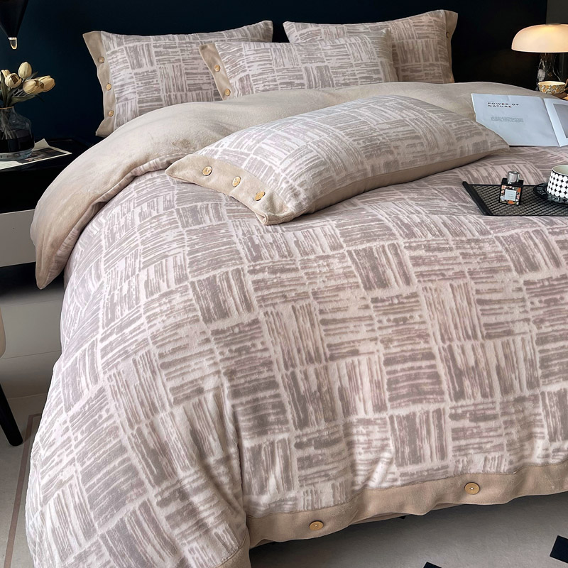 雅鹿立体雕花牛奶绒纽扣款四件套高清大图