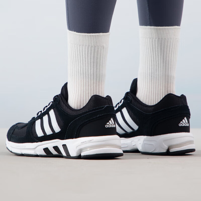 阿迪达斯adidas男鞋情侣运动鞋舒适轻便缓震跑步鞋if1647