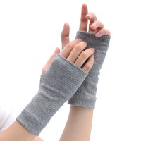 秋冬季厚款半指手套情侣保暖遮疤痕男打游戏露指女学生写字夏防晒 深灰色