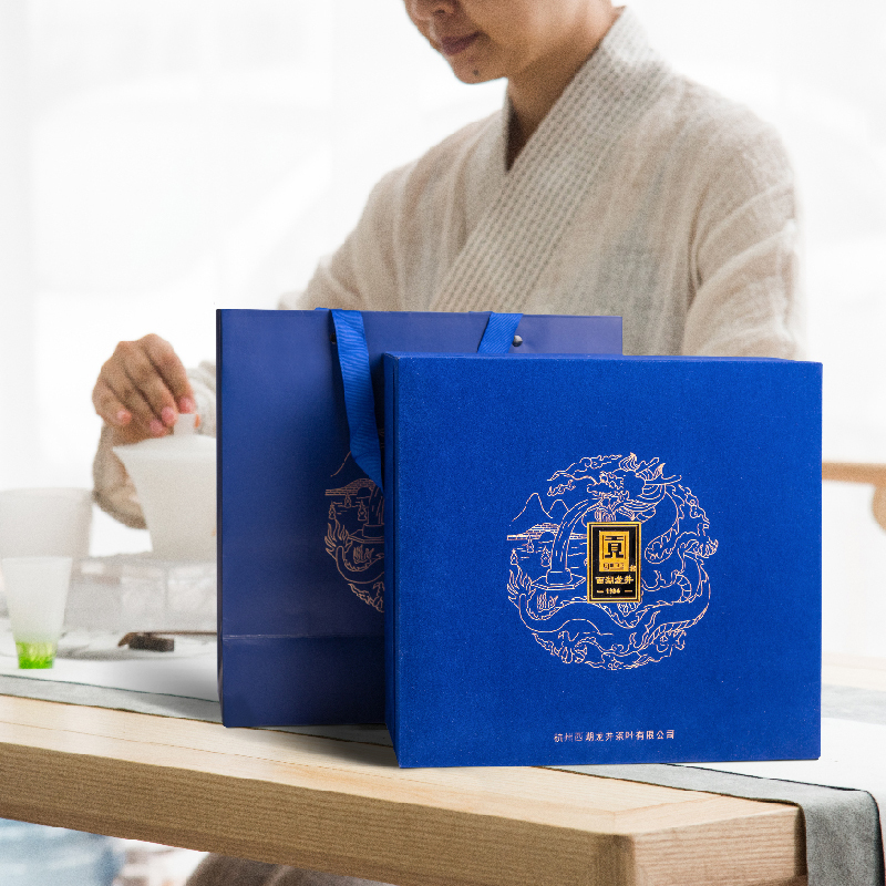 贡牌茶叶2024新茶上市 明前AAA级特级西湖龙井绿茶紫韵礼盒250g龙井村产区