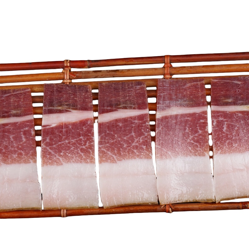 富源大河乌猪精选肉品鲜嫩多汁健康安全天然饲养