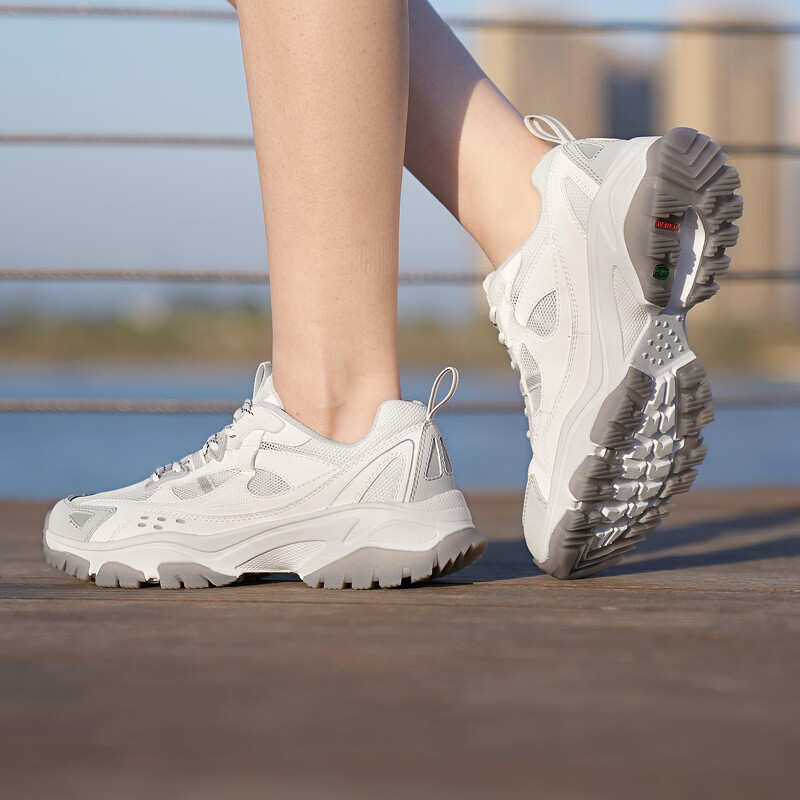 探路者户外女鞋秋冬季户外徒步鞋女款登山鞋户外鞋子低帮运动鞋耐磨