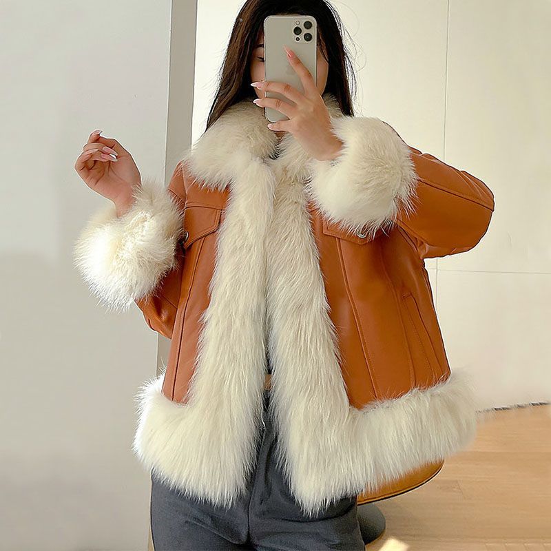 海宁秋冬新款仿狐狸毛皮草外套女宽松显瘦短款仿绵羊皮时尚皮衣女