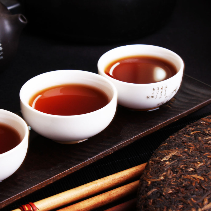 茗纳百川 普洱茶熟茶 特级 茶叶七子饼 茗茶珍藏陈香金芽饼茶357克金卡礼盒