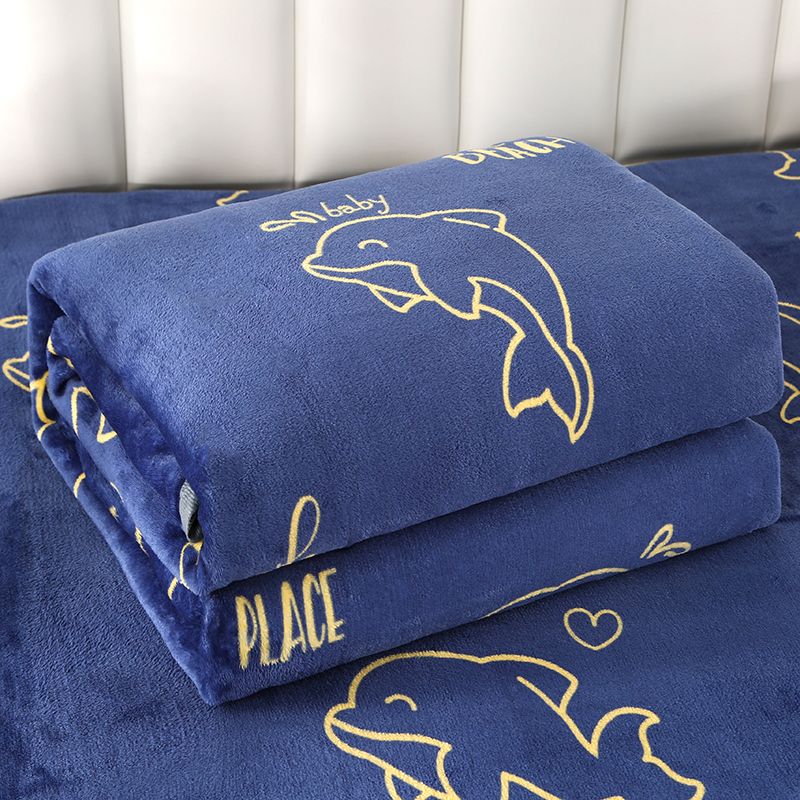 法兰绒可爱kt猫毛毯铺床床单冬季加绒夏季毯子绒毯午睡毯沙发盖毯 幸运海豚 200*230cm【铺盖两用】