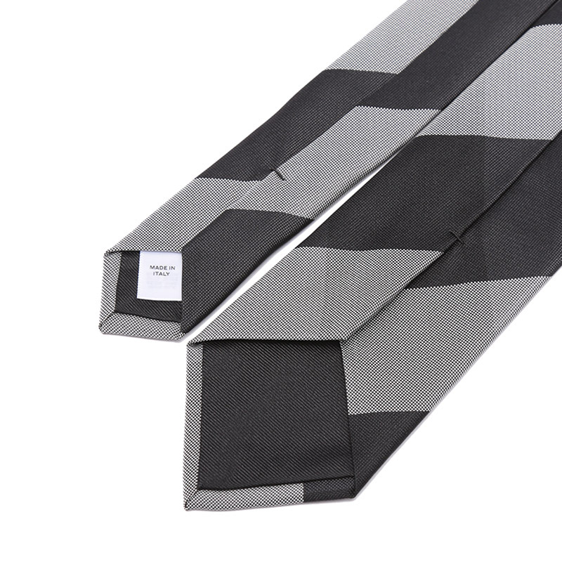 博柏利burberry男款丝质大号格纹经典剪裁领带8017275