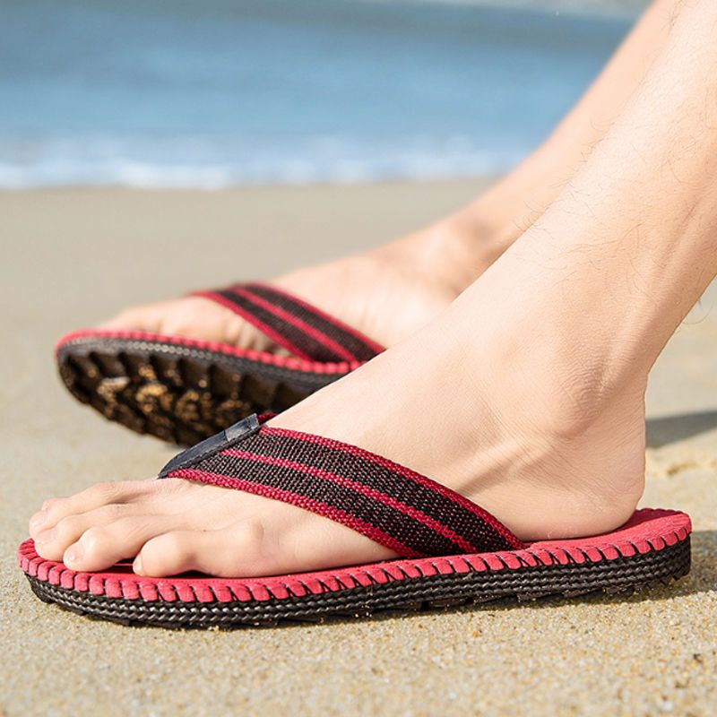 拖鞋男夏季新品人字拖韩版潮流大码网红凉拖鞋男外穿防臭海边沙滩鞋男