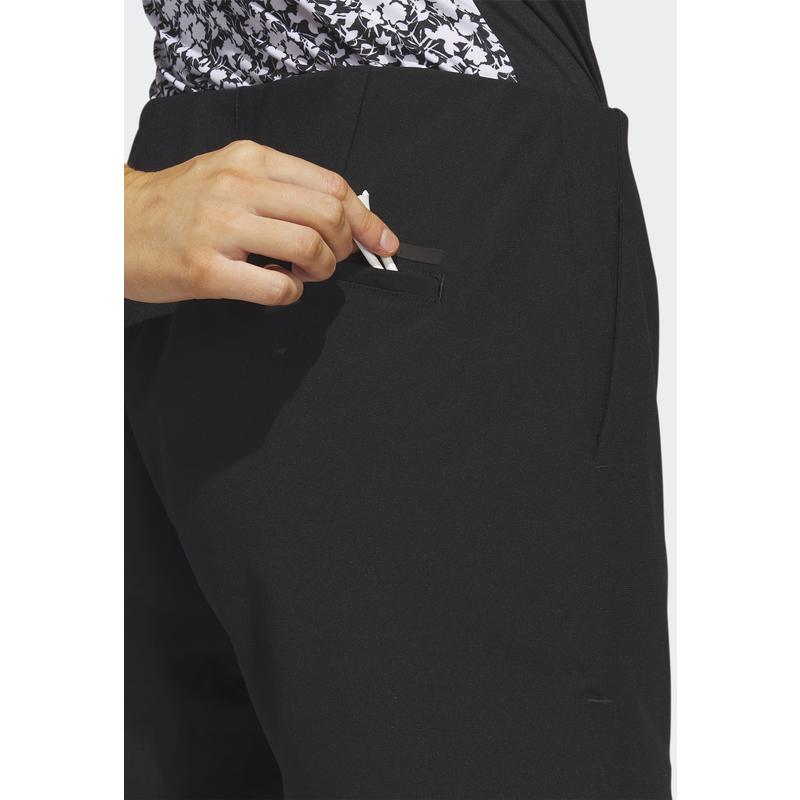 Adidas女款高尔夫短裤柔软弹性面料松紧腰设计透气快干高清大图