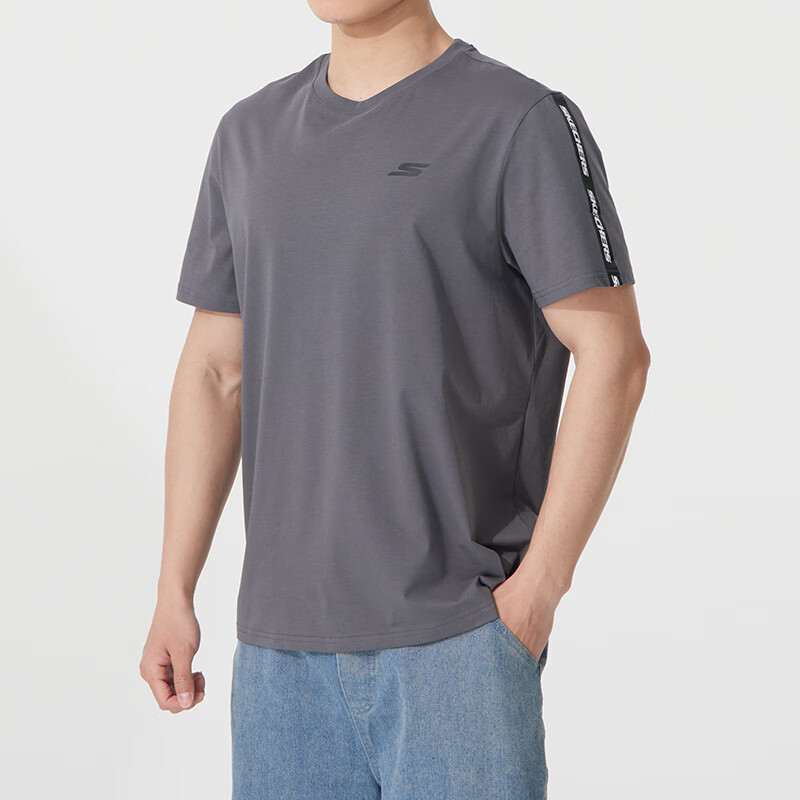 斯凯奇(Skechers)男装新款时尚舒适透气简约休闲运动短袖T恤P224U051-000Q ZP高清大图