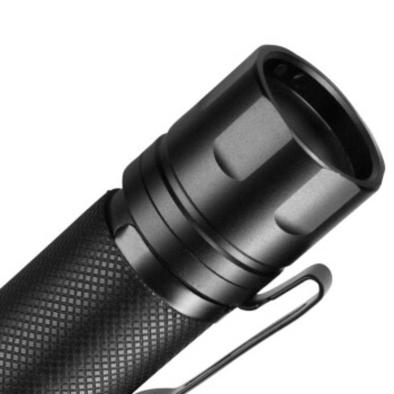 强光手电筒 CREE P4 LED 3W 变焦远射 充电式 家用便携