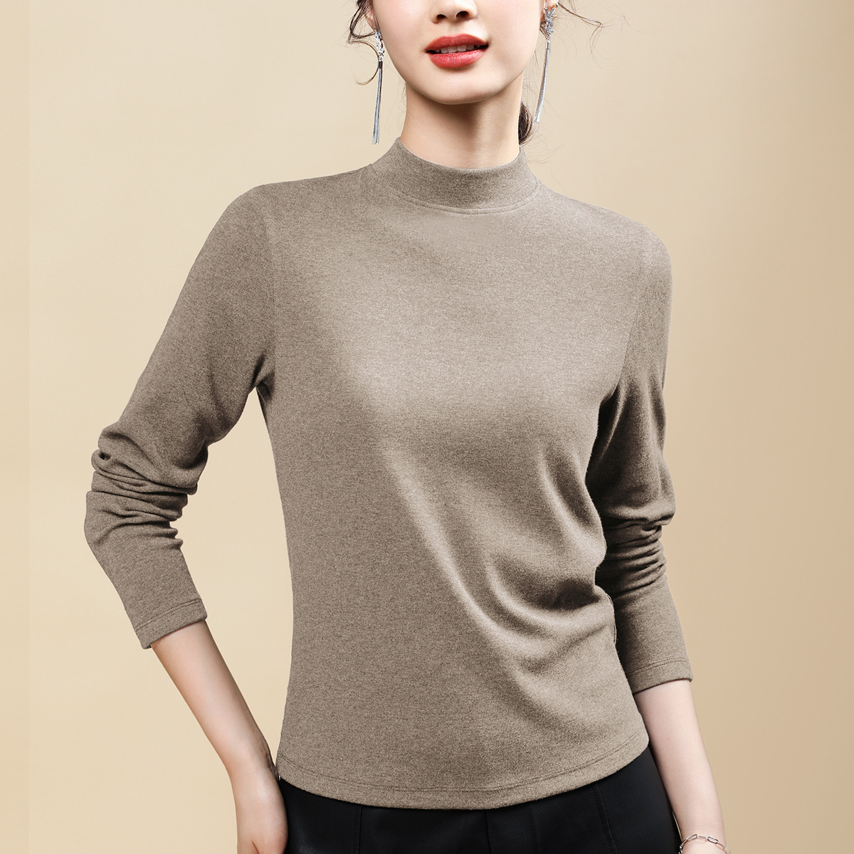 2025秋冬季修身百搭t恤显瘦内搭上衣时尚纯色半高领打底衫女长袖 摩卡色 XL