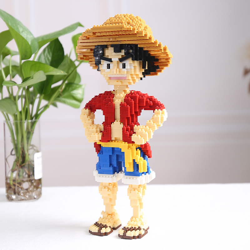 钻石小颗粒积木海贼王路飞火影忍者鸣人拼插玩具日漫兼容乐高紫罗兰