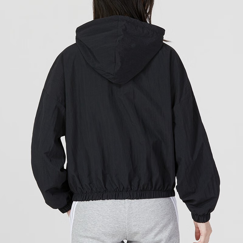 Adidas阿迪达斯外套女子新款运动服梭织防风休闲防风连帽夹克HT3399 ZP高清大图