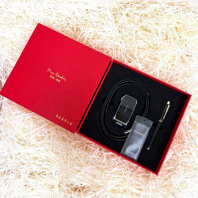 皮尔卡丹(pierre cardin)新款休闲男式皮带/钢笔礼盒二件套JMG01001 黑色