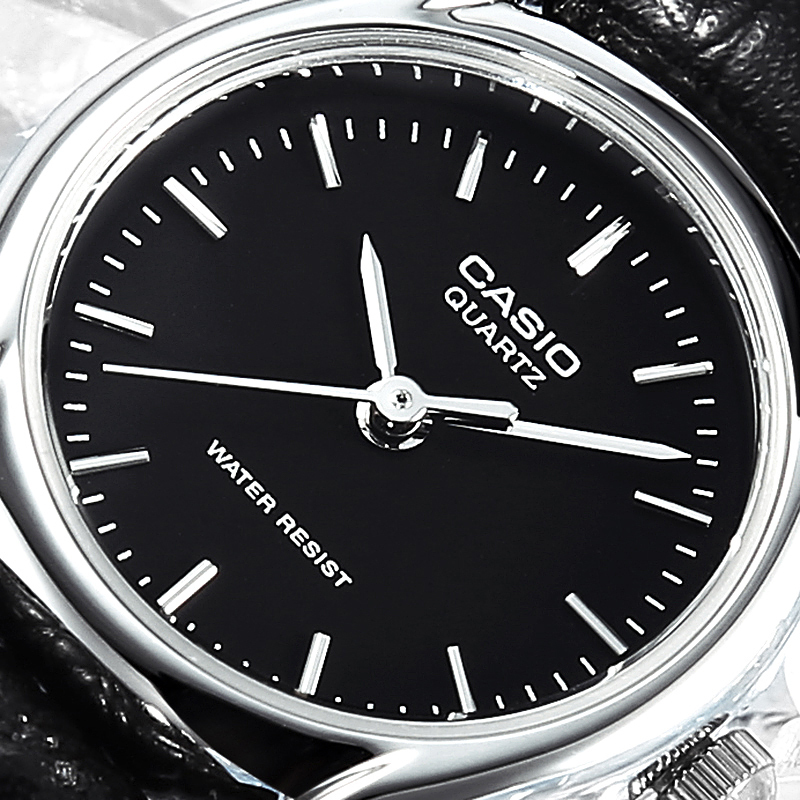 卡西欧(CASIO)女士指针系列手表 日韩品牌时尚简约防水石英表女 皮带LTP-1094E-1A
