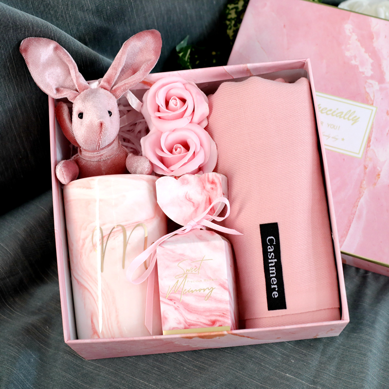 米魁结婚婚礼伴手礼回礼小礼品小盒女伴娘创意伴郎生日礼盒