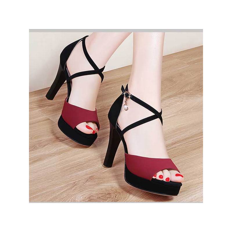 夏季凉鞋女高跟鞋新款女士防水台性感鱼嘴鞋细跟凉鞋女扣带工作鞋