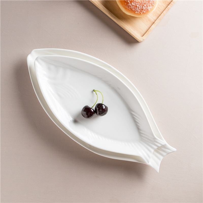 是尚 鱼碟 鱼形状纯白陶瓷盘 12英寸/个