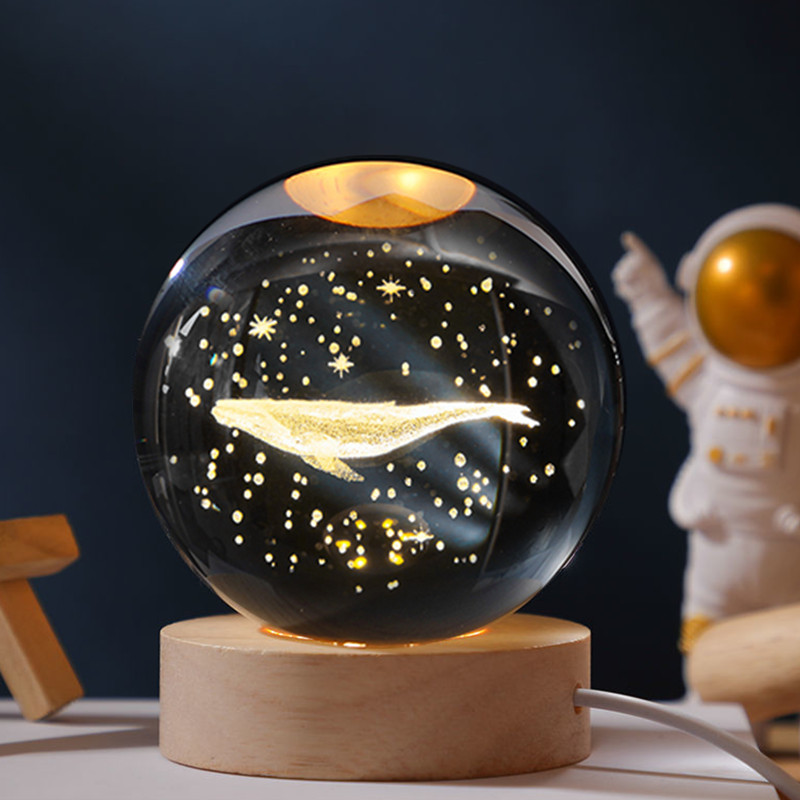 发光太阳系水晶球桌面小夜灯摆件星空玻璃球装饰品生日礼物女毕业 6cm球鲸鱼+圆形木底座无礼袋