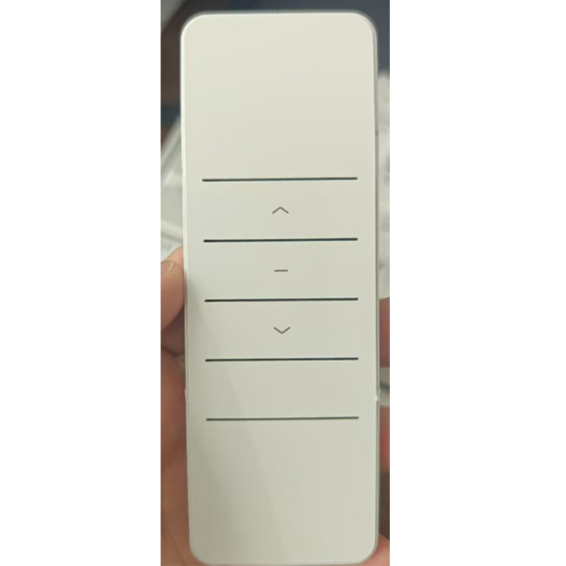 小窝厘电动窗帘遥控器高清大图