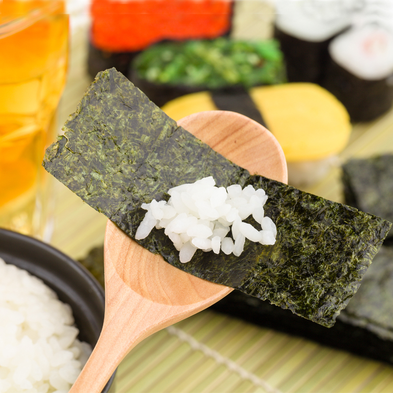 波力海苔原味桶装100g寿司紫菜即食海苔片大片儿童零食芝麻夹心脆