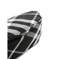 博柏利(BURBERRY)女士单肩包轻便时尚聚酯棉混纺休闲购物包手提包