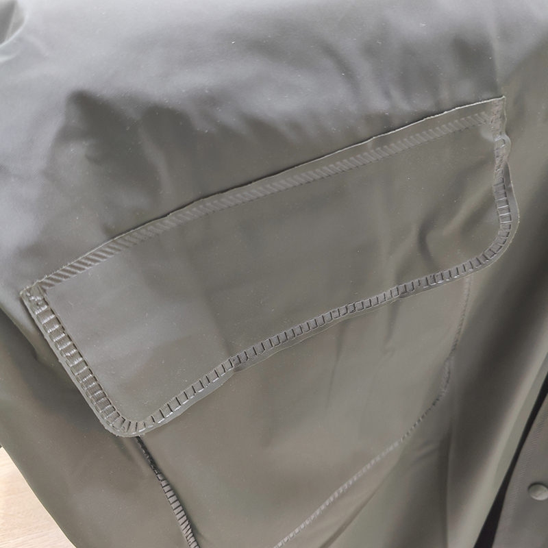 新动力火车 长身雨衣绿色 尺码165-190 件高清大图