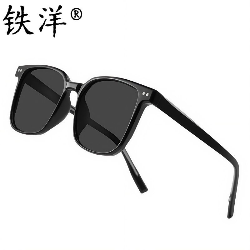 铁洋 偏光太阳镜 遮阳镜 墨镜 8605 防紫外线UV400 副高清大图