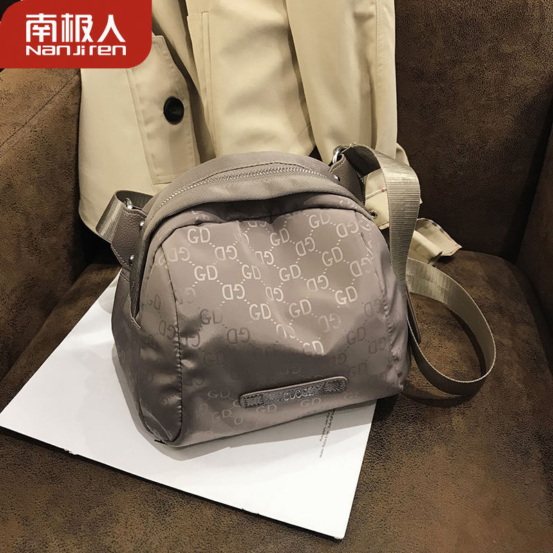 小包包女2021新款韩版时尚女士牛津布帆布包单肩斜挎包妈妈包高清大图