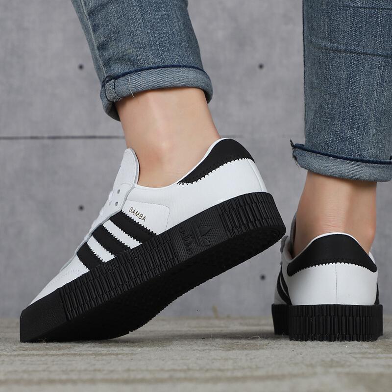 adidas阿迪达斯休闲板鞋女三叶草女鞋2020秋冬新款运动鞋复古休闲鞋板鞋FV0767