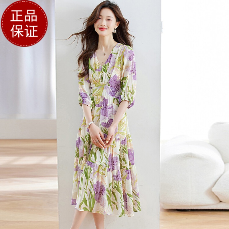 免费试穿绿色碎花连衣裙女夏季新款超仙森系温柔风海边度真丝连衣裙2024新款遮肚子显瘦高级 XL 图片色